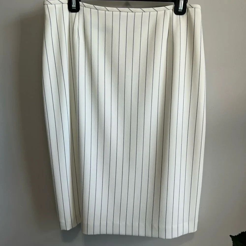 Preston & York Cream Pleated Pencil Skirt